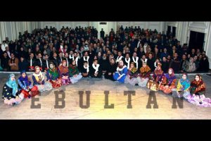 تماشایگروهی آنایوردوم آذربایجان